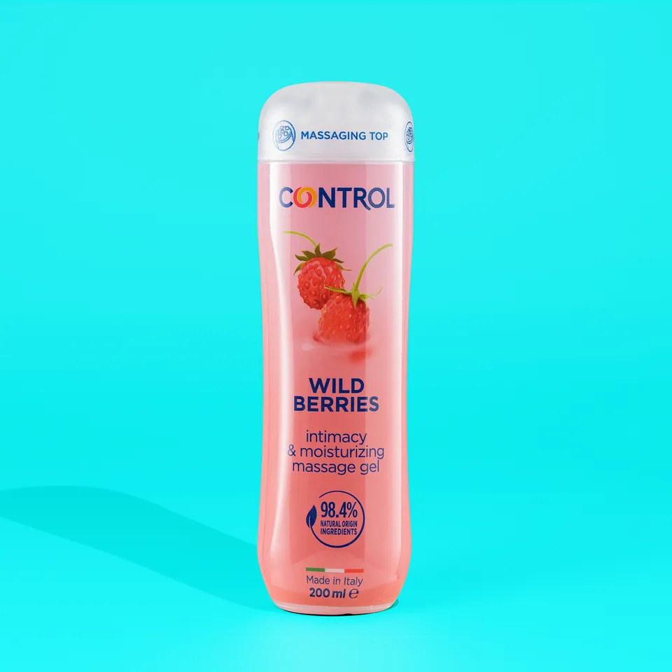 control-gel-de-massage-3-en-1-wild-berries-aroma-fruits-des-bois-200-ml image 1